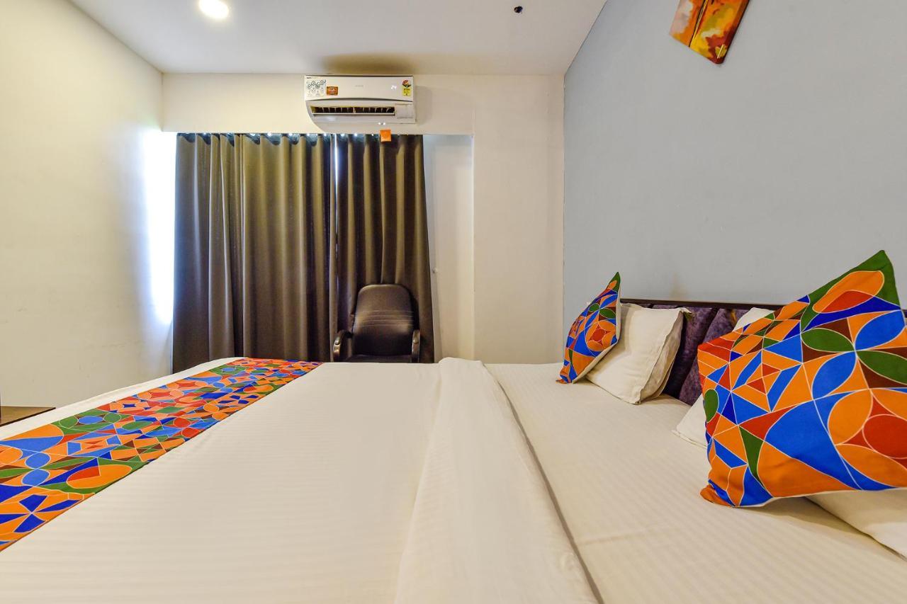 Fabhotel Code Σουράτ Εξωτερικό φωτογραφία