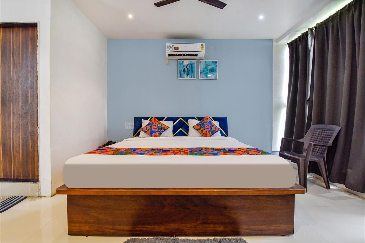 Fabhotel Code Σουράτ Εξωτερικό φωτογραφία