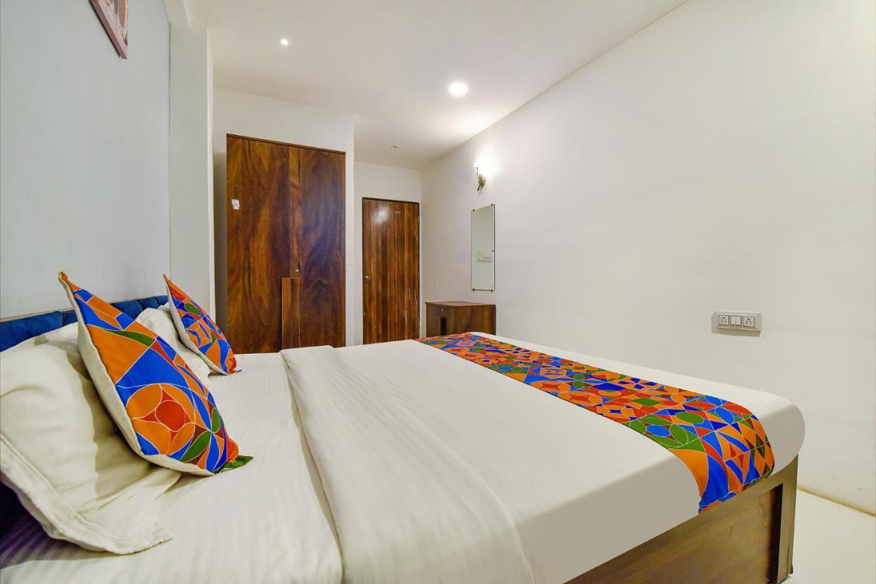 Fabhotel Code Σουράτ Εξωτερικό φωτογραφία
